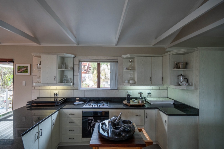 3 Bedroom Property for Sale in Seafield Eastern Cape